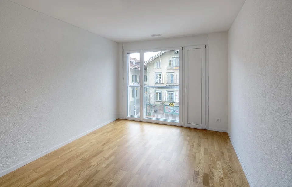 Neu ausgebaute 2.5-Zimmer-Wohnung im Rexmax Thun