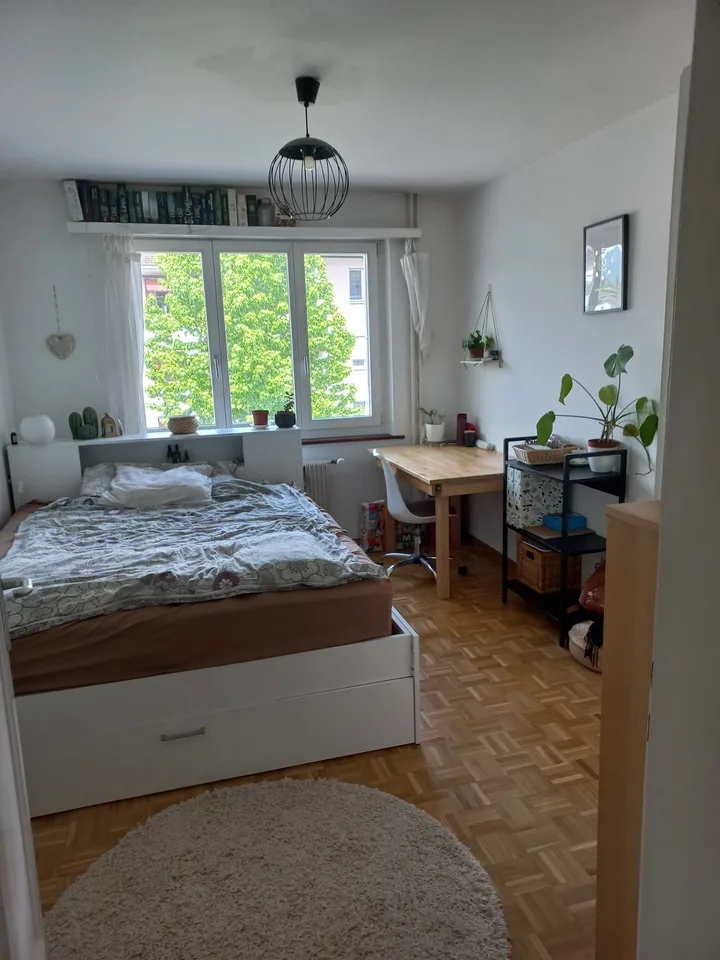 Wg-Zimmer in Hünibach