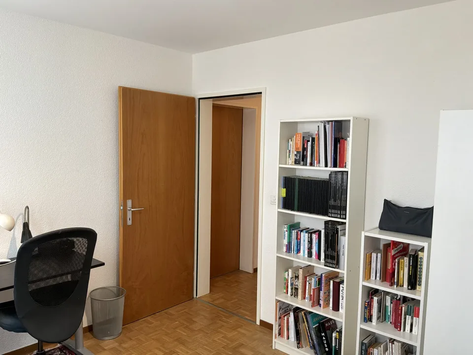 Chambre en plein cœur de Fribourg – idéale pour les études ou premier emploi