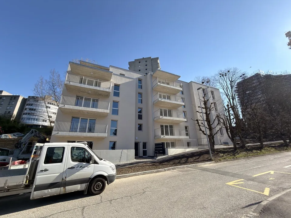 New building! 1st rent free!! – photo 13 of 13