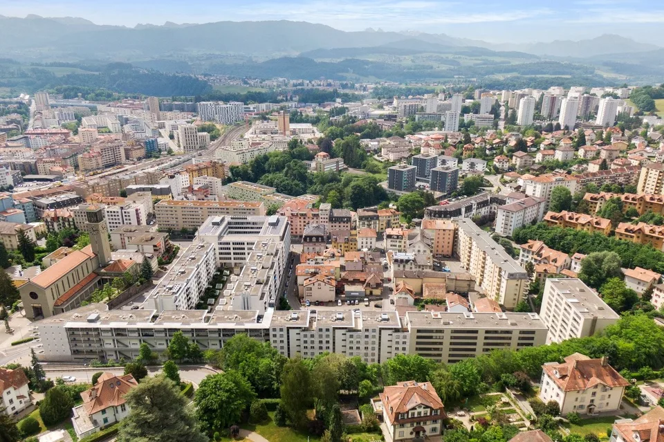 SUPERBE LOGEMENT A DEUX PAS DE LA GARE