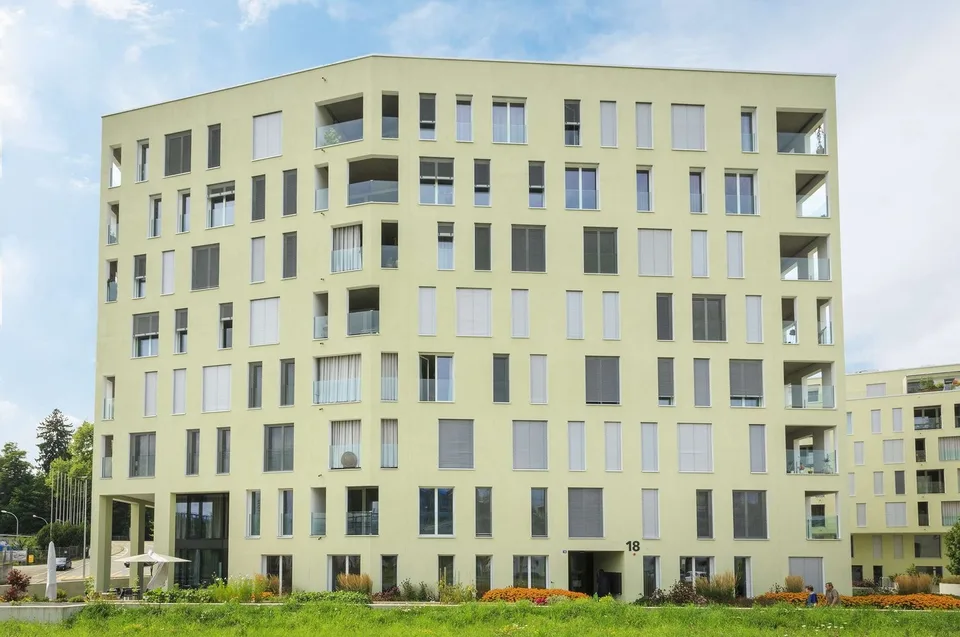 Surface commerciale d'env. 247 m2 à Fribourg