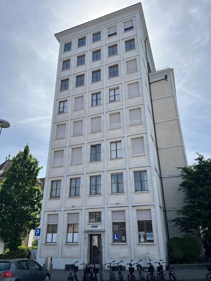 Local commercial idéalement situé à la gare de Fribourg