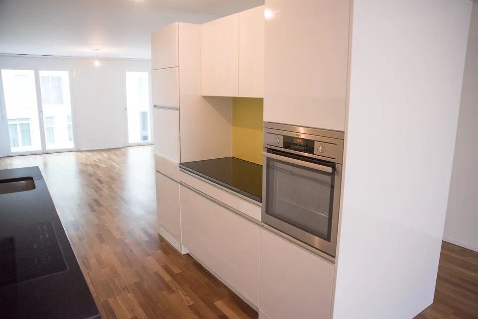 Appartement de 3.5 pièces au 5ème étage avec deux loggias