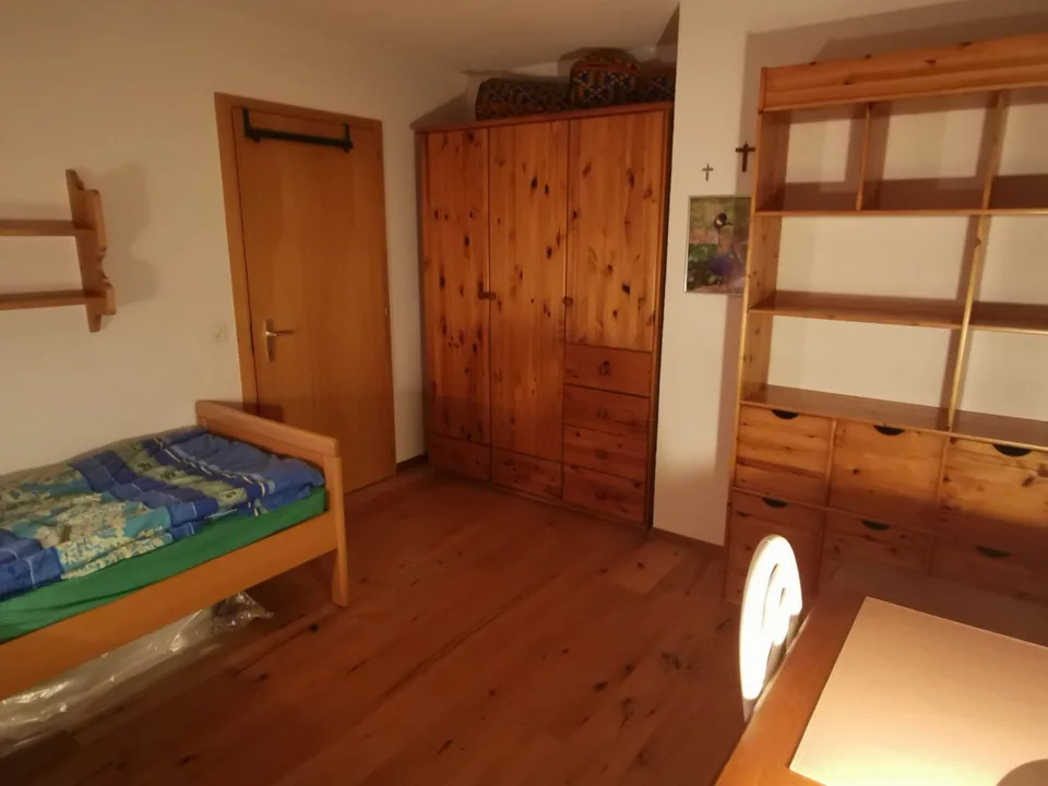 Route du Roule 65, 1723 Marly - CHF 450 inkl. NK pro Monat