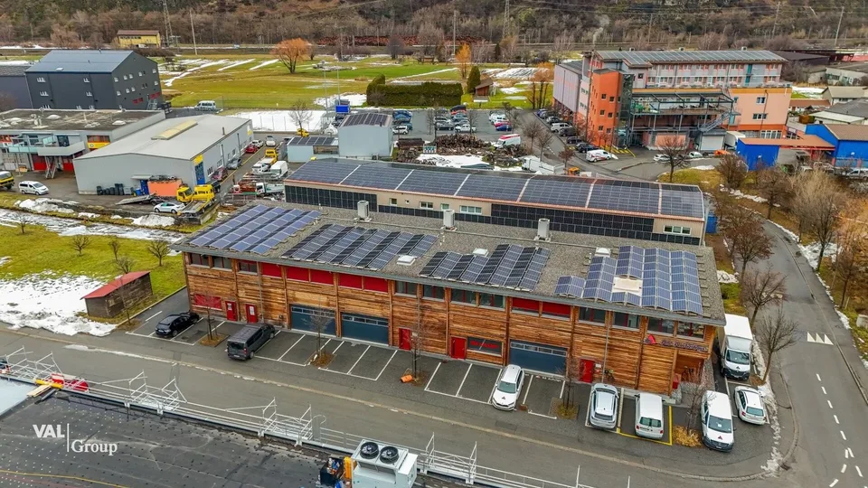 Moderne Gewerbehalle zur vielfältigen Nutzung an bester Lage zu vermieten