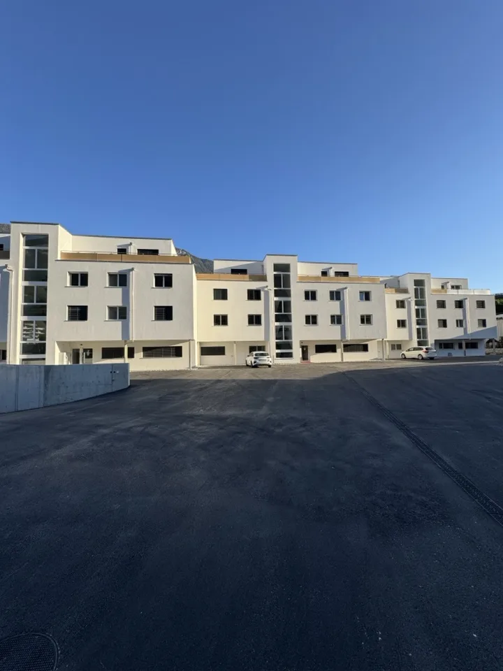 Moderne 2.5 Zimmer Penthouse