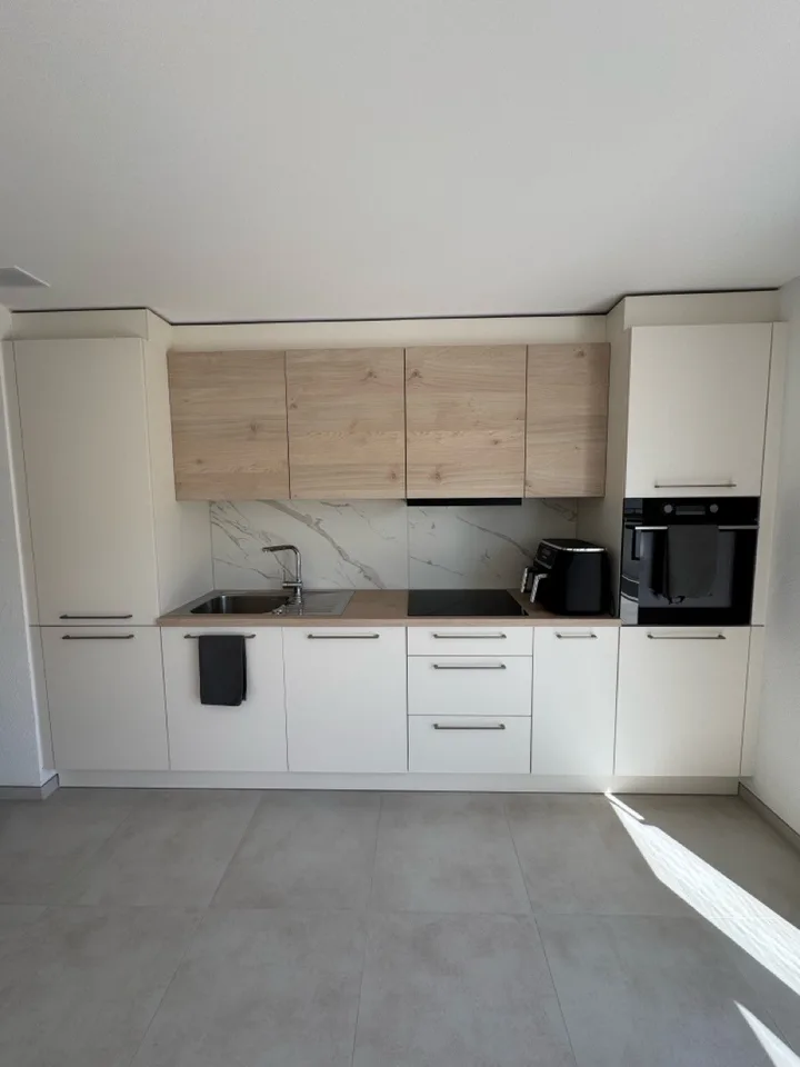 Moderne 2.5 Zimmer Penthouse