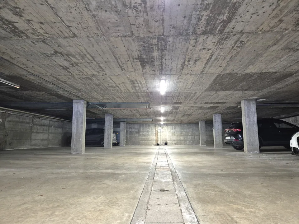 Auf der Suche nach einem Parkplatz in Brig-Glis?