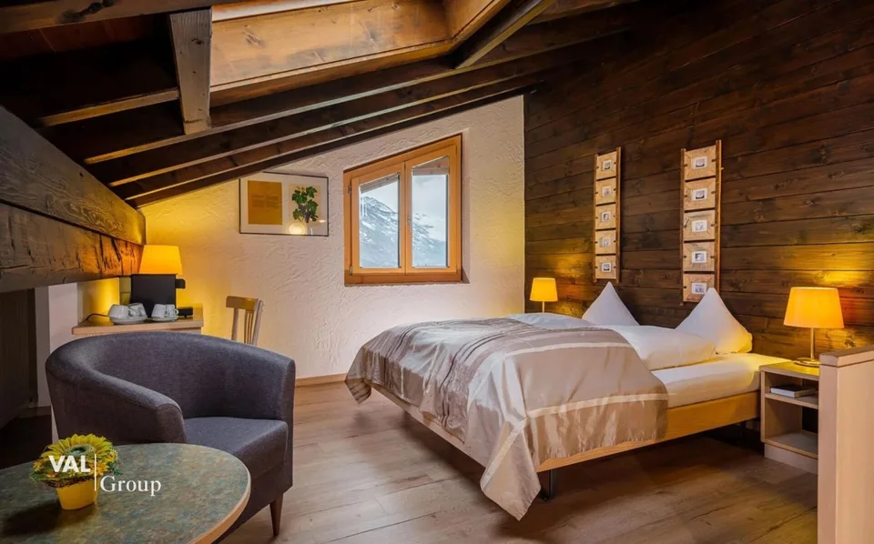 Superior Hotel inkl. Entwicklungsprojekt auf insgesamt 6'000 m2 Grundstück – Foto 8 von 13
