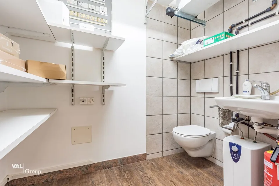 Mitten im Thermalparadies: Attraktives Lokal mit Potenzial und Laufkundschaft – Foto 7 von 10