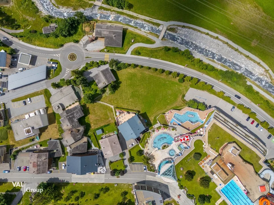 Im Herzen von Leukerbad: Entwicklungspotenzial auf höchstem Niveau