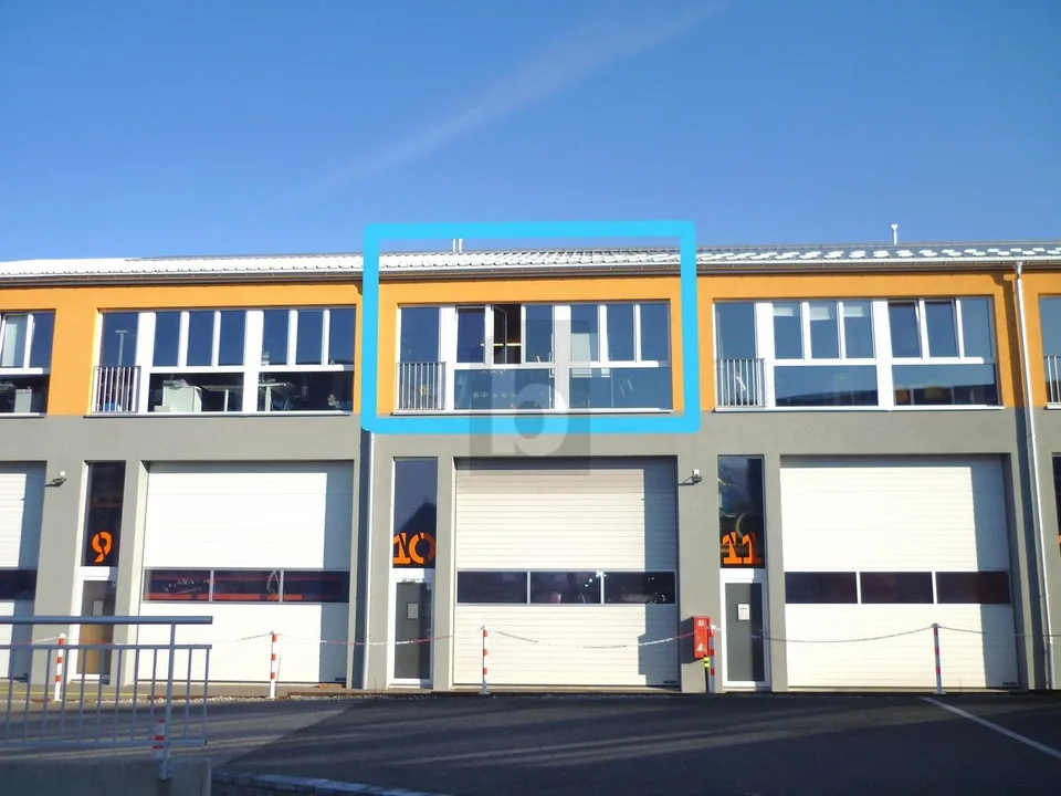 ESPACE MODERNE LUMINEUX + MEZZANINE !