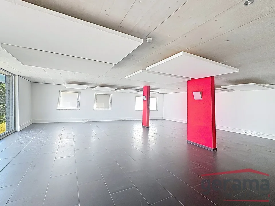 Surfaces administratives de 200 à 400 m²