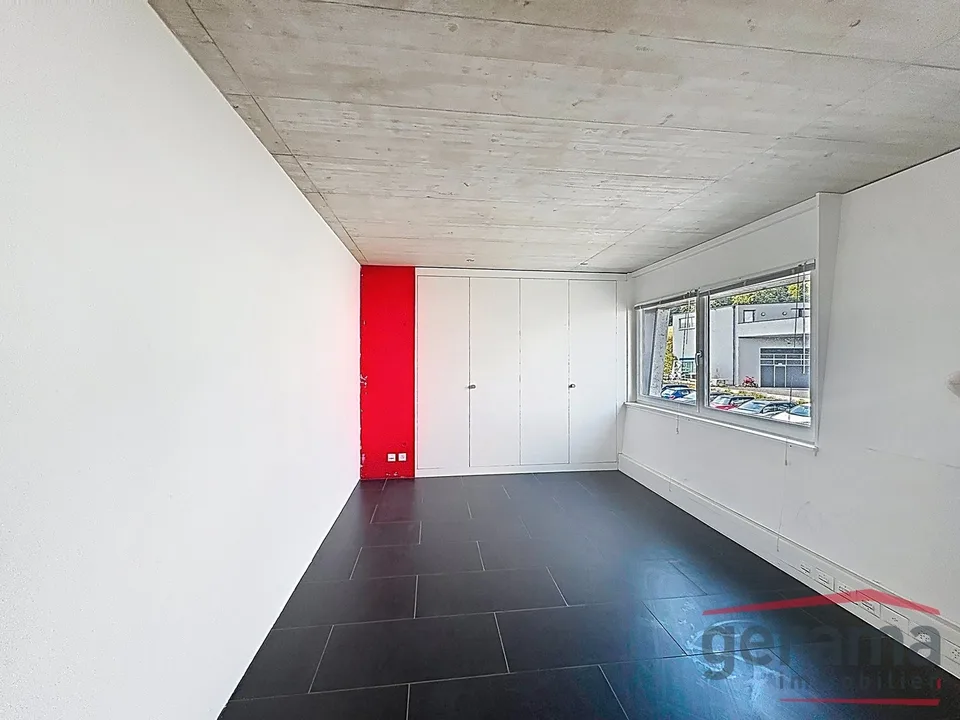 Surfaces administratives de 200 à 400 m²