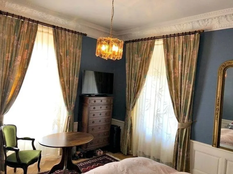 APPARTEMENT 4 PIÈCES À YVERDON-LES-BAINS (VD), MEUBLÉ