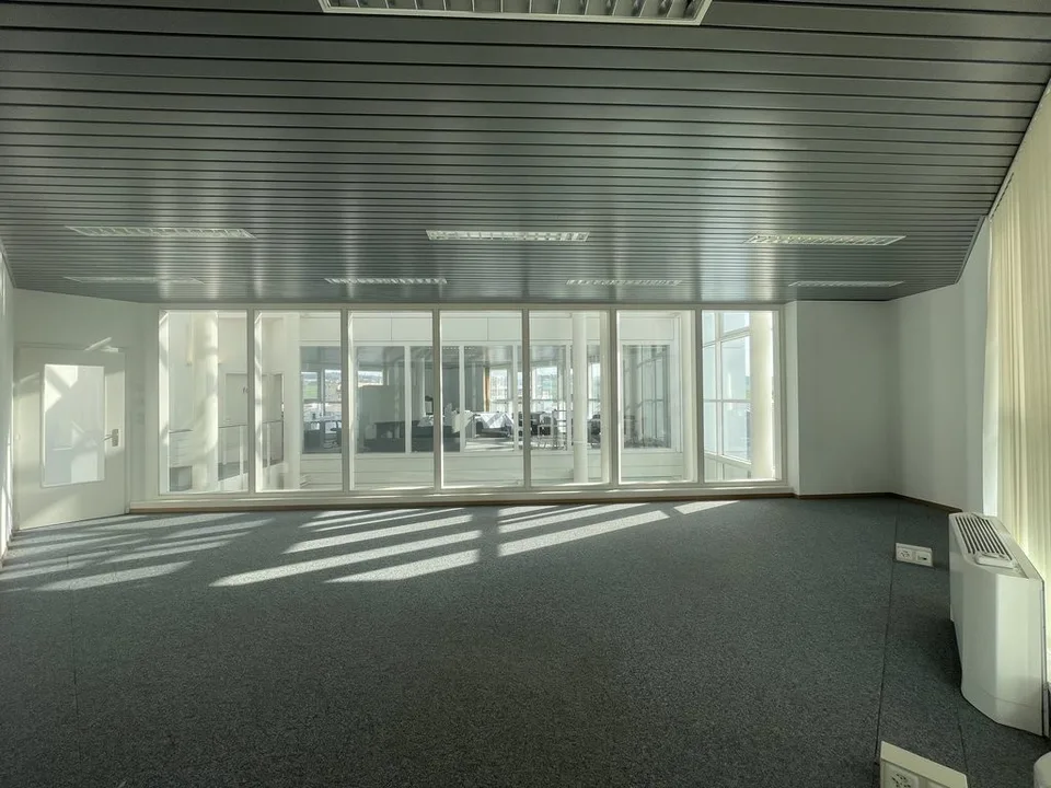 ROMONT - Local commercial