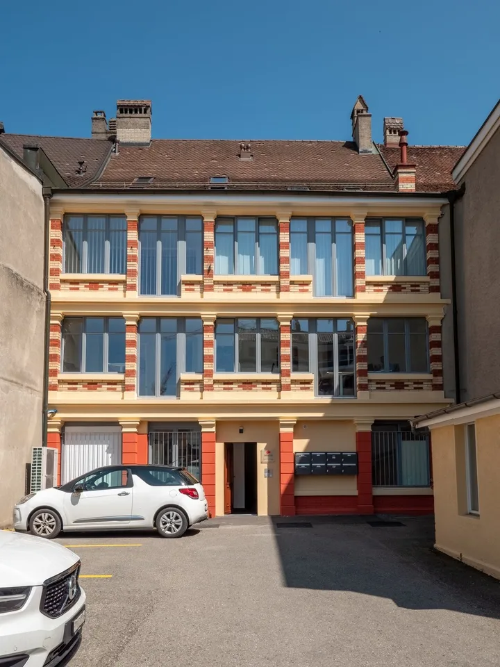 Surface commerciale de 81m2 en Centre-Ville de Bulle à louer !