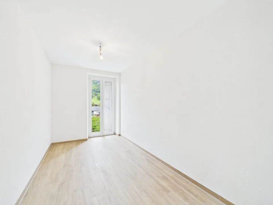 Superbe 4,5 pièces rénové avec balcon plein sud