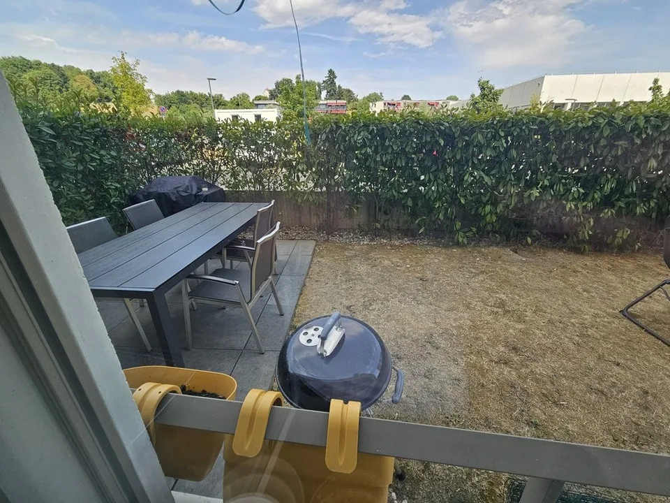 Joli appartement de 2.5p au rez-de-chaussée