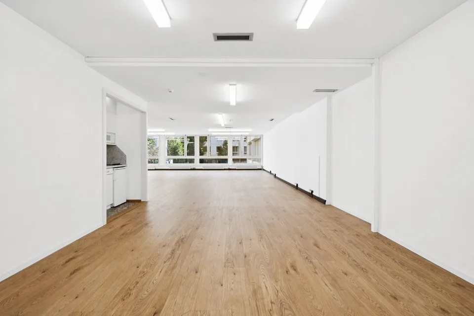 Opportunité unique ! Bureau de 260m2 sous-gare à louer