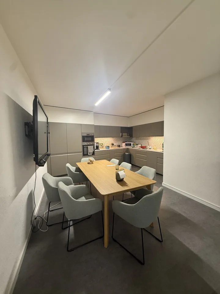 A louer - Bureau de 160m2 au coeur de Montreux !