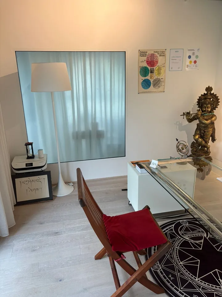 Cabinet à louer