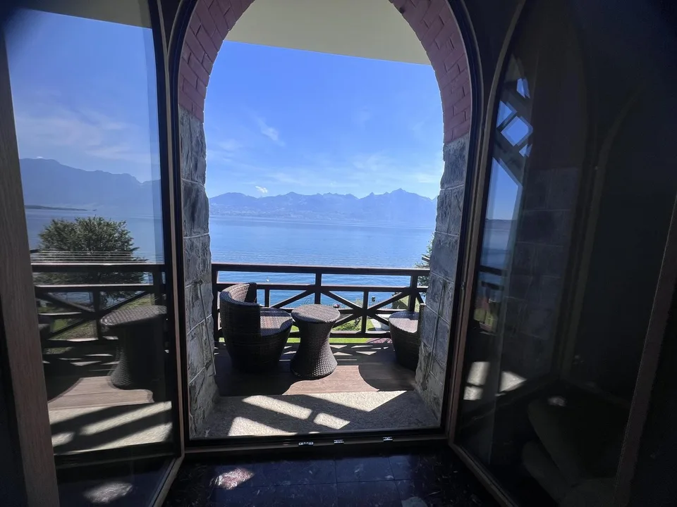 MAGNIFIQUE VUE SUR LE LAC LEMAN