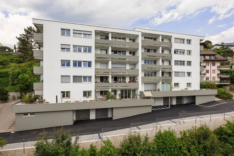 Places de parc à louer à la Tour-de-Peilz