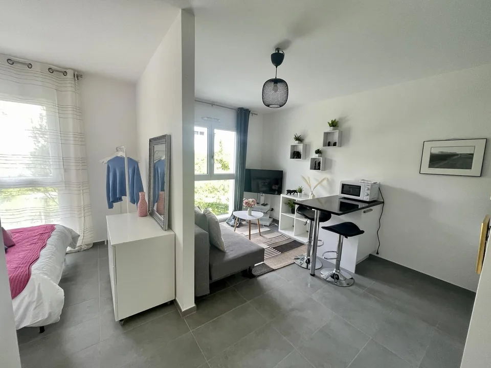 Bel Appartement 1,5p, quelques pas des rives du lac