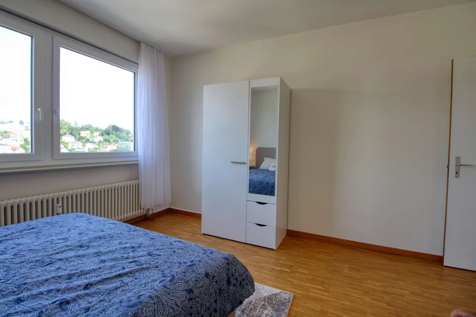 Elegantes Wohnen mit atemberaubendem See- und Bergblick