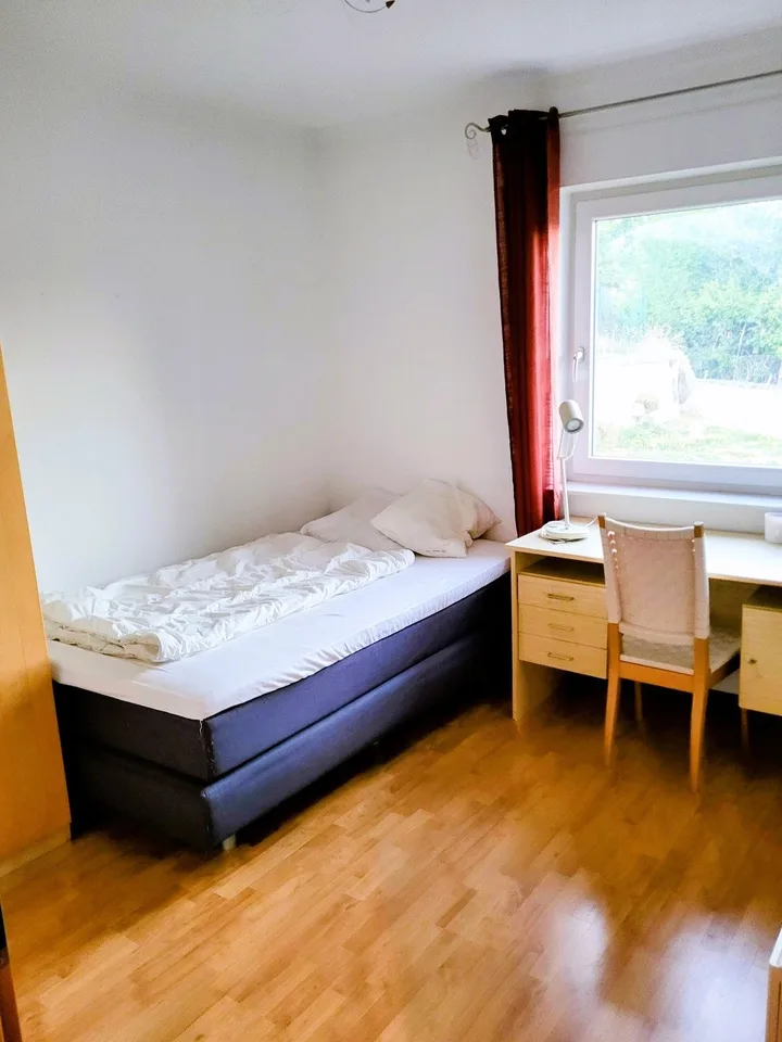 Chambre meublée à Epalinges !