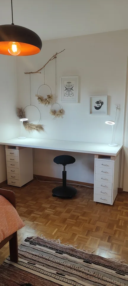 Chambre meublée, lumineuse avec vue lac, calme, proche Lausanne
