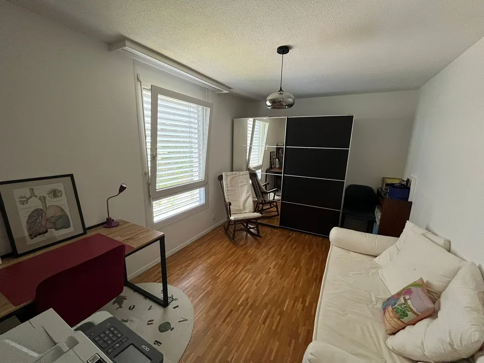 Appartement de 4.5 pièces avec balcon et belle vue à Lutry (sous-location de durée déterminée)