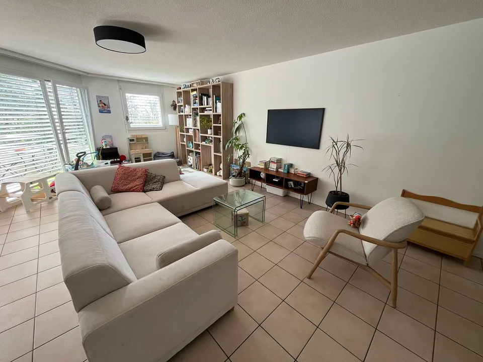 Appartement de 4.5 pièces avec balcon et belle vue à Lutry (sous-location de durée déterminée)