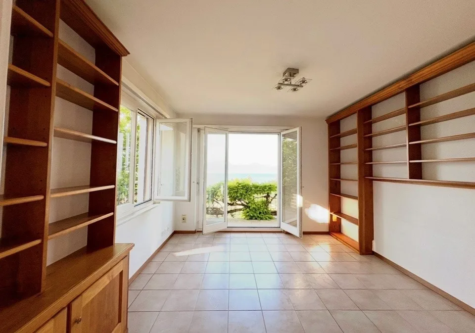 Villa de 6,5 pièces au coeur des vignes avec vue panoramique.