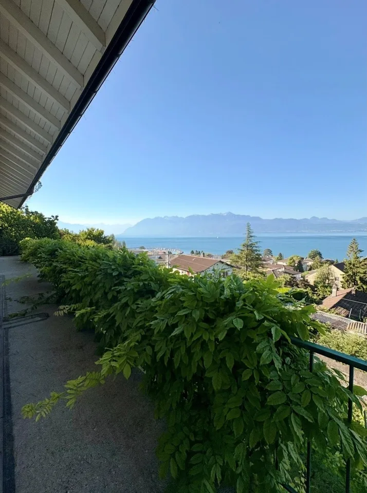 Villa de 6,5 pièces au coeur des vignes avec vue panoramique.