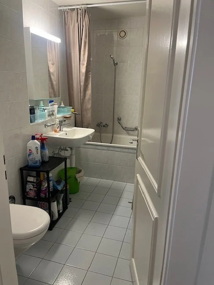 Chambre à sous-louer chez l'habitant