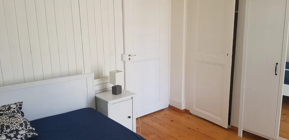 Grande chambre dans une colocation en duplex au centre ville