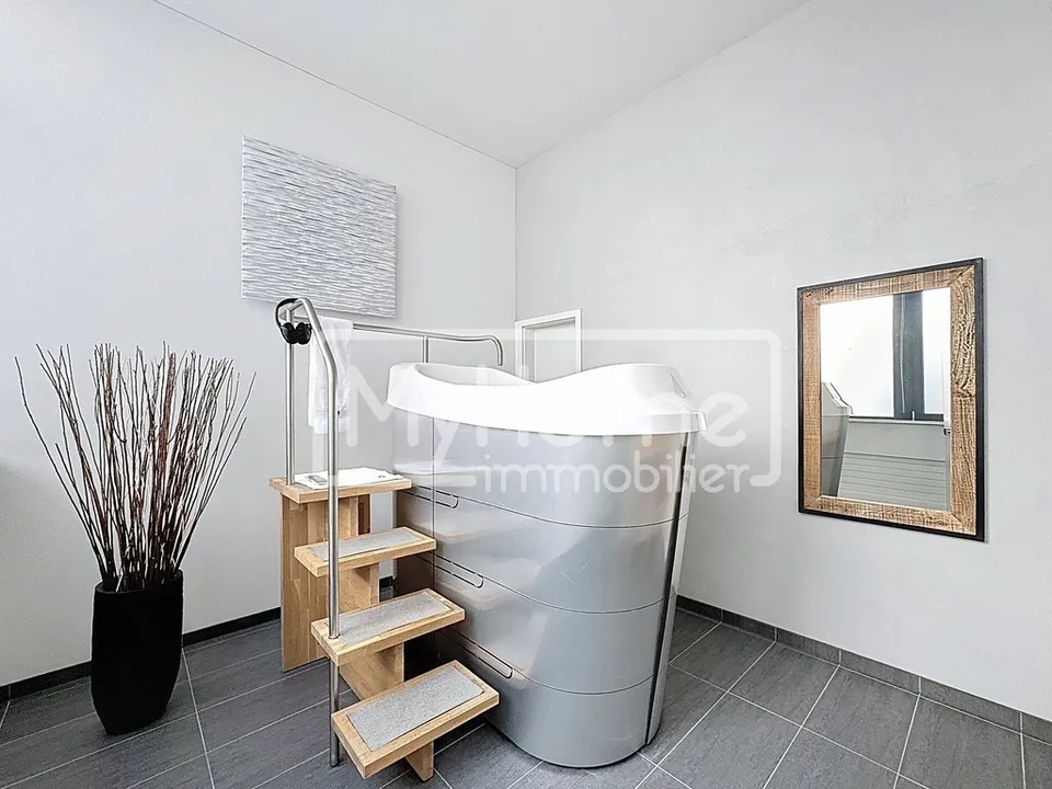 Salle de fitness de 967 m2 à Lonay entièrement équipée à louer – foto 6 di 12