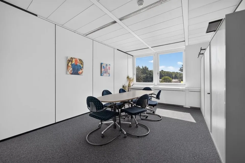 Surface administrative de 352 m2 disponible à Lausanne – Foto 6 von 9