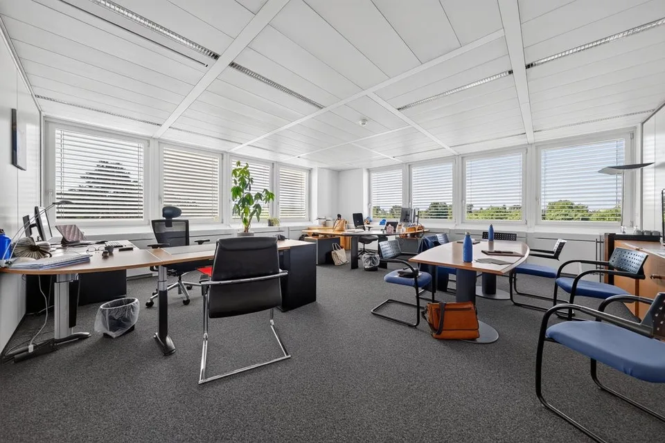 Surface administrative de 352 m2 disponible à Lausanne