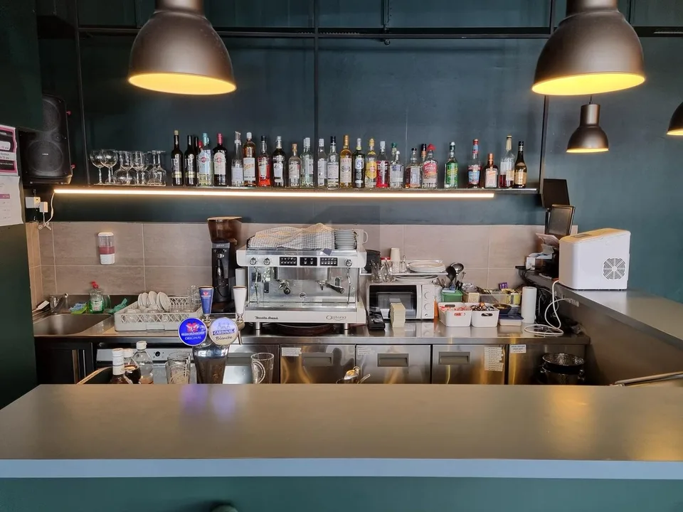 CAFE BAR DANS QUARTIER ST-ROCH !