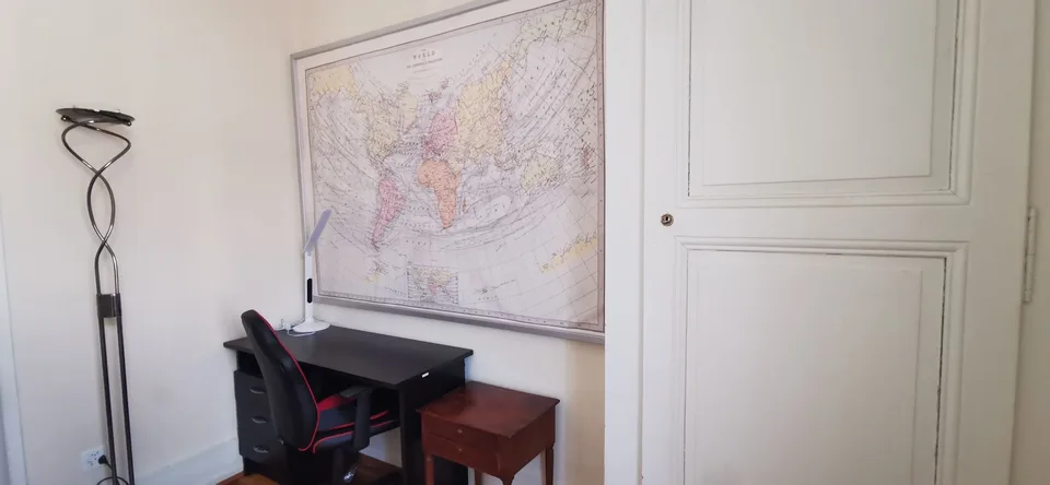 Petite Chambre dans une colocation en plein centre de Lausanne