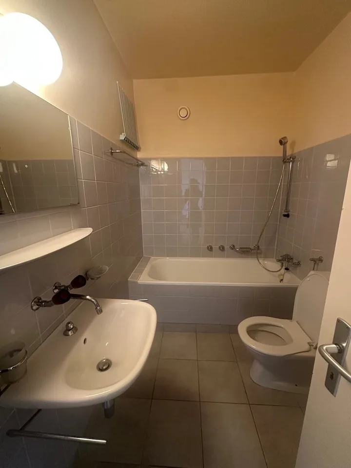 Bal appartement proche des commodités et avec vue sur le lac