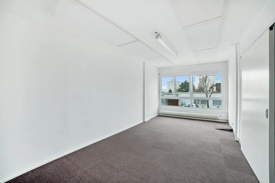 Surface commerciale en open-space quartier Chailly