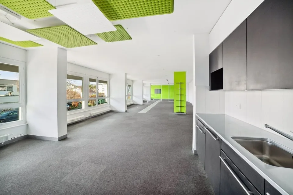 Surface commerciale en open-space quartier Chailly