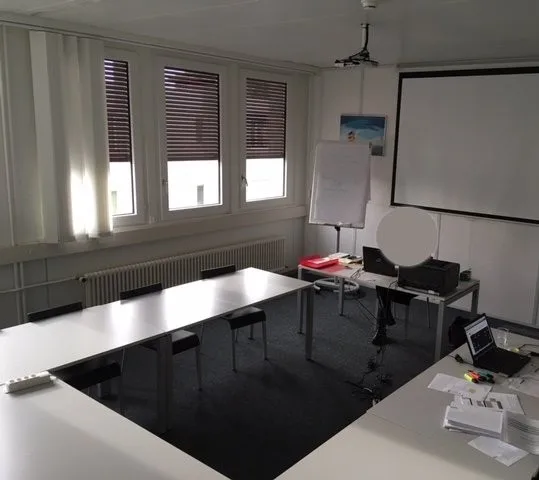 Chemin de Chantemerle 15 - 2e et 3e étage - surfaces bureaux avec kitchenette