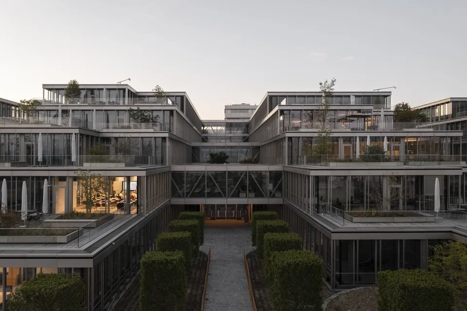 Bureaux de standing sur un campus high-tech – Foto 8 von 9