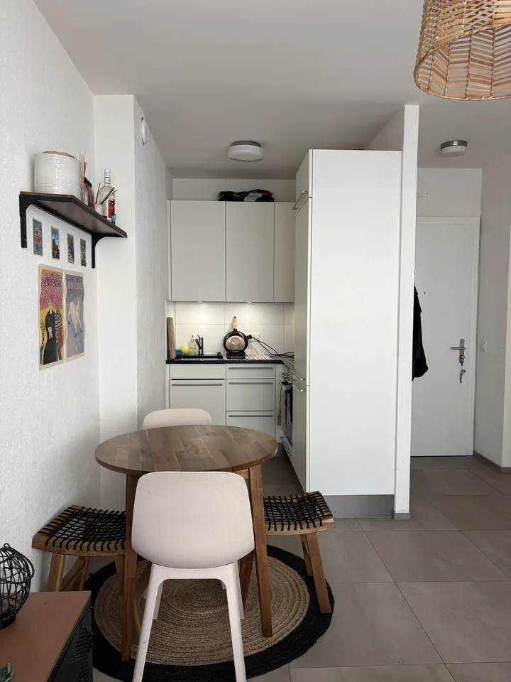 Furnished 2.5-room Apartment Sublet - Lausanne Center